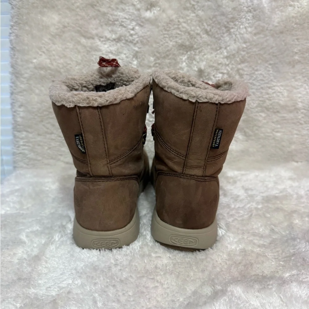 Keen Boots Women's Size 5.5 Brown Elena Winter Snow Waterproof Outdoors Hiking